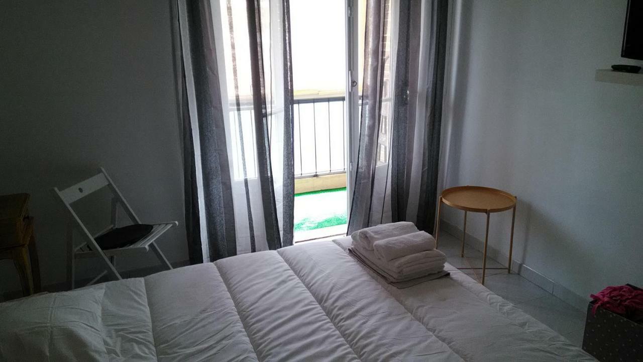 Vasco Santana Guesthouse Odivelas  Exteriör bild